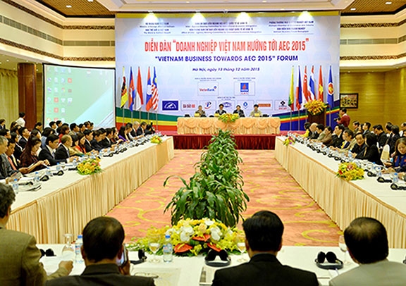 To&agrave;n cảnh diễn đ&agrave;n 
